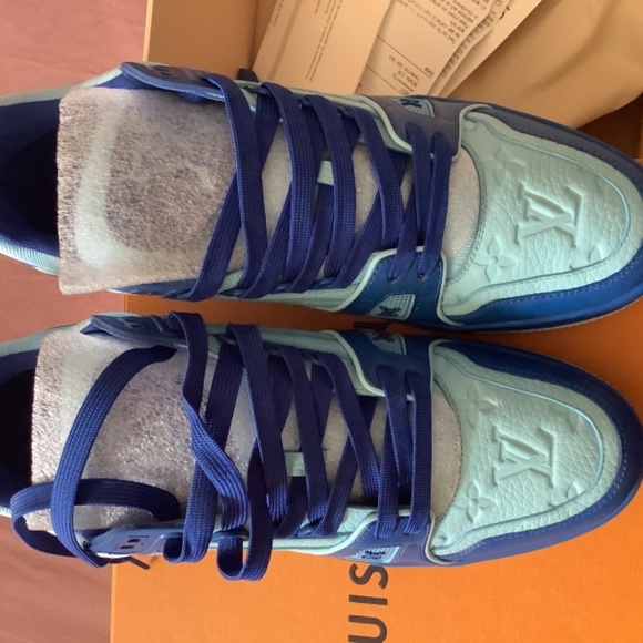 Louis Vuitton sneakers - Picture 5 of 13